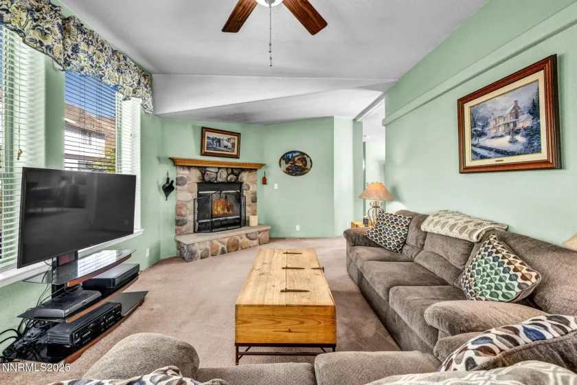 91 Shetler, Coleville, California 96107, 2 Bedrooms Bedrooms, ,2 BathroomsBathrooms,Residential,Residential,Shetler,250053333