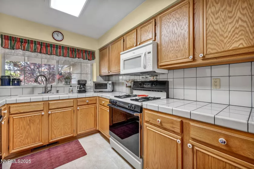4268 Hunter, Carson City, Nevada 89701, 3 Bedrooms Bedrooms, ,2 BathroomsBathrooms,Residential,Residential,Hunter,250053334