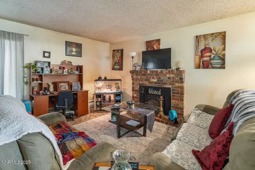 403 Smithridge, Reno, Nevada 89502, 2 Bedrooms Bedrooms, ,2 BathroomsBathrooms,Residential,Residential,Smithridge,250053337