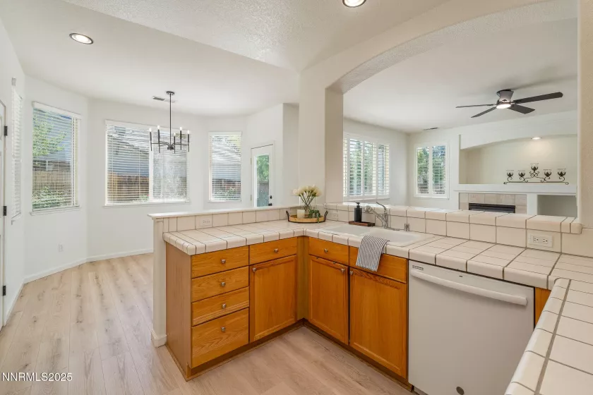 1870 Badlands, Reno, Nevada 89521, 3 Bedrooms Bedrooms, ,2 BathroomsBathrooms,Residential,Residential,Badlands,250053345