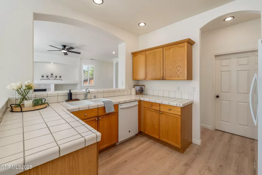 1870 Badlands, Reno, Nevada 89521, 3 Bedrooms Bedrooms, ,2 BathroomsBathrooms,Residential,Residential,Badlands,250053345