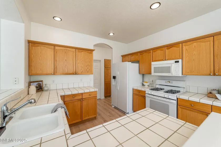 1870 Badlands, Reno, Nevada 89521, 3 Bedrooms Bedrooms, ,2 BathroomsBathrooms,Residential,Residential,Badlands,250053345