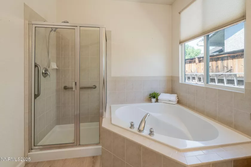 1870 Badlands, Reno, Nevada 89521, 3 Bedrooms Bedrooms, ,2 BathroomsBathrooms,Residential,Residential,Badlands,250053345