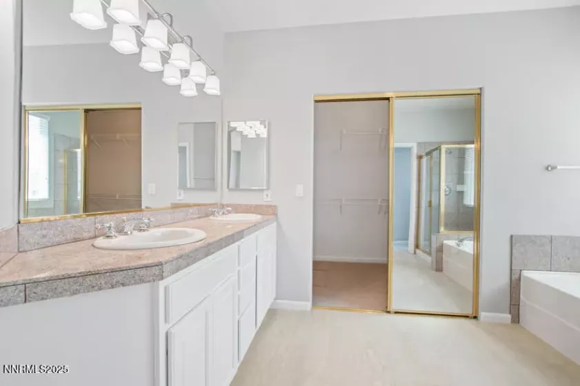 Reno, Nevada 89509, 3 Bedrooms Bedrooms, ,3 BathroomsBathrooms,Residential,Residential,250053346