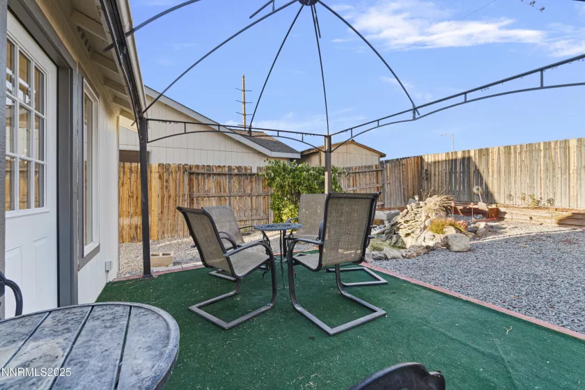571 Spur, Fernley, Nevada 89408, 3 Bedrooms Bedrooms, ,2 BathroomsBathrooms,Residential,Residential,Spur,250053348