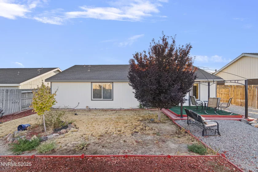 571 Spur, Fernley, Nevada 89408, 3 Bedrooms Bedrooms, ,2 BathroomsBathrooms,Residential,Residential,Spur,250053348