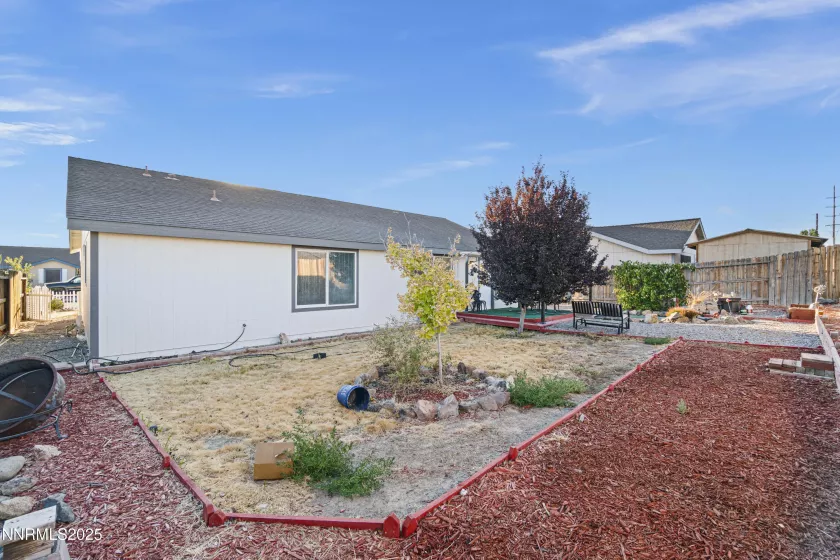 571 Spur, Fernley, Nevada 89408, 3 Bedrooms Bedrooms, ,2 BathroomsBathrooms,Residential,Residential,Spur,250053348