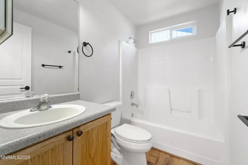 571 Spur, Fernley, Nevada 89408, 3 Bedrooms Bedrooms, ,2 BathroomsBathrooms,Residential,Residential,Spur,250053348