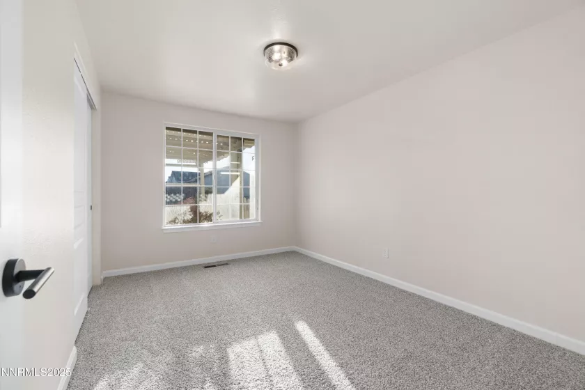 571 Spur, Fernley, Nevada 89408, 3 Bedrooms Bedrooms, ,2 BathroomsBathrooms,Residential,Residential,Spur,250053348