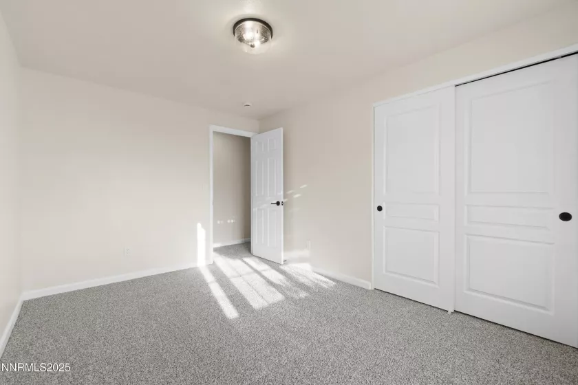 571 Spur, Fernley, Nevada 89408, 3 Bedrooms Bedrooms, ,2 BathroomsBathrooms,Residential,Residential,Spur,250053348
