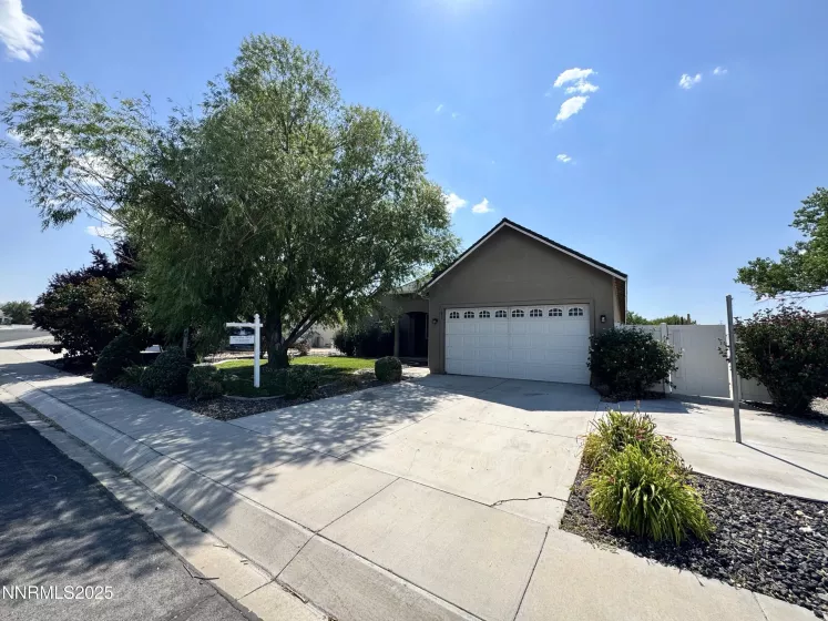 103 Desert Lakes, Fernley, Nevada 89408, 3 Bedrooms Bedrooms, ,2 BathroomsBathrooms,Residential,Residential,Desert Lakes,250053349