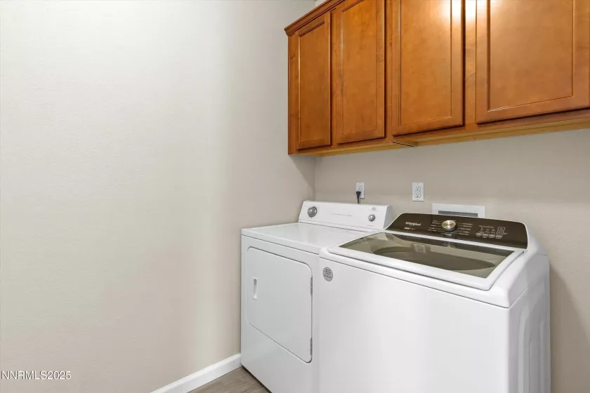 181 Walnut, Fernley, Nevada 89408, 3 Bedrooms Bedrooms, ,2 BathroomsBathrooms,Residential,Residential,Walnut,250053351