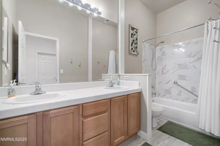 101 Poppy Hills, Dayton, Nevada 89403, 3 Bedrooms Bedrooms, ,2 BathroomsBathrooms,Residential,Residential,Poppy Hills,250053355