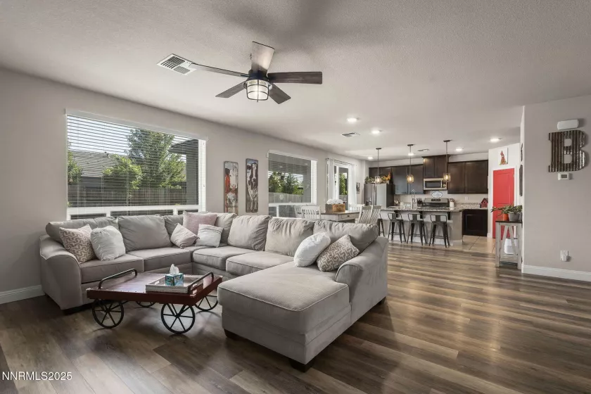 204 Bristol Wells, Spanish Springs, Nevada 89441, 4 Bedrooms Bedrooms, ,2 BathroomsBathrooms,Residential,Residential,Bristol Wells,250053359