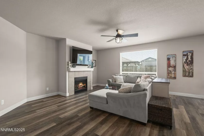 204 Bristol Wells, Spanish Springs, Nevada 89441, 4 Bedrooms Bedrooms, ,2 BathroomsBathrooms,Residential,Residential,Bristol Wells,250053359