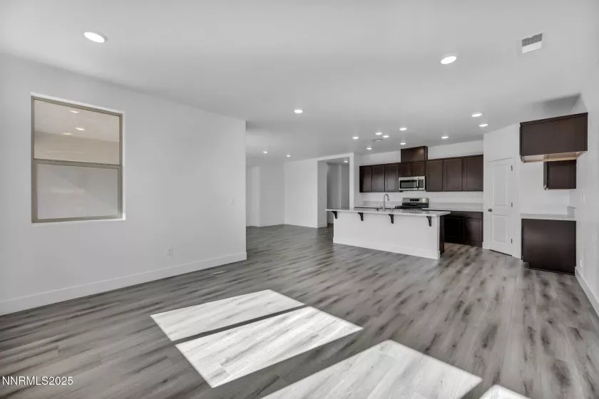 1333 Nebula, Carson City, Nevada 89705, 3 Bedrooms Bedrooms, ,2 BathroomsBathrooms,Residential,Residential,Nebula,250053360