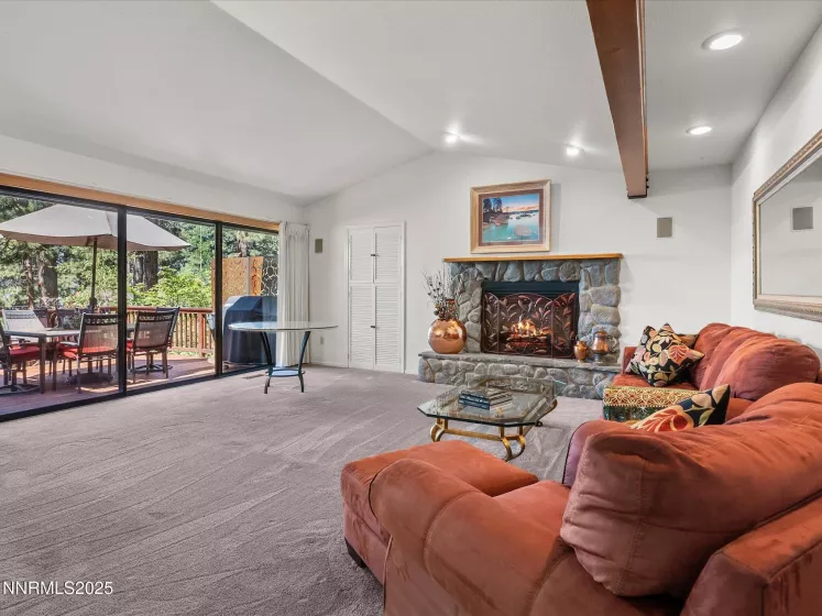 622 Freel, Zephyr Cove, Nevada 89448, 4 Bedrooms Bedrooms, ,3 BathroomsBathrooms,Residential,Residential,Freel,250053357