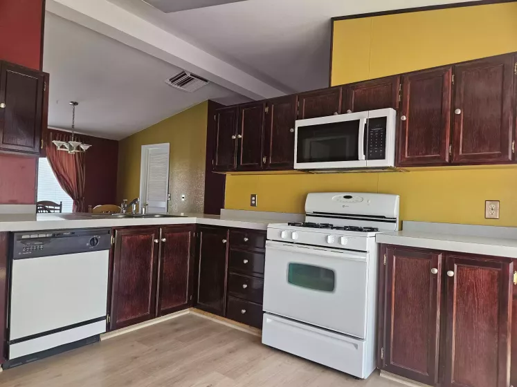 82 Volcano Ave, Reno, Nevada 89506, 3 Bedrooms Bedrooms, 10 Rooms Rooms,2 BathroomsBathrooms,Manufactured,Residential,Volcano,250053375