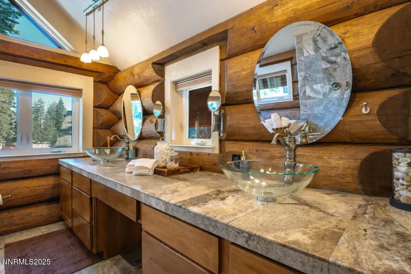 996 Tyner, Incline Village, Nevada 89451, 4 Bedrooms Bedrooms, ,4 BathroomsBathrooms,Residential,Residential,Tyner,250053372