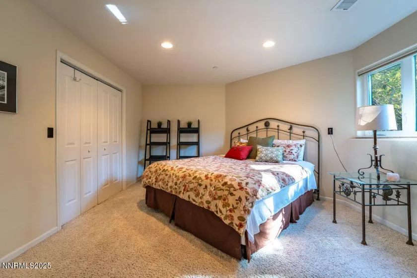 996 Tyner, Incline Village, Nevada 89451, 4 Bedrooms Bedrooms, ,4 BathroomsBathrooms,Residential,Residential,Tyner,250053372