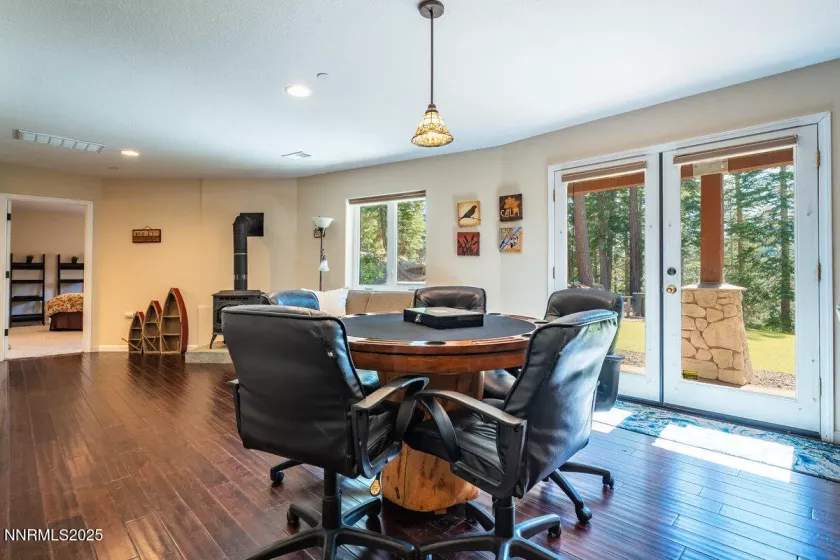 996 Tyner, Incline Village, Nevada 89451, 4 Bedrooms Bedrooms, ,4 BathroomsBathrooms,Residential,Residential,Tyner,250053372