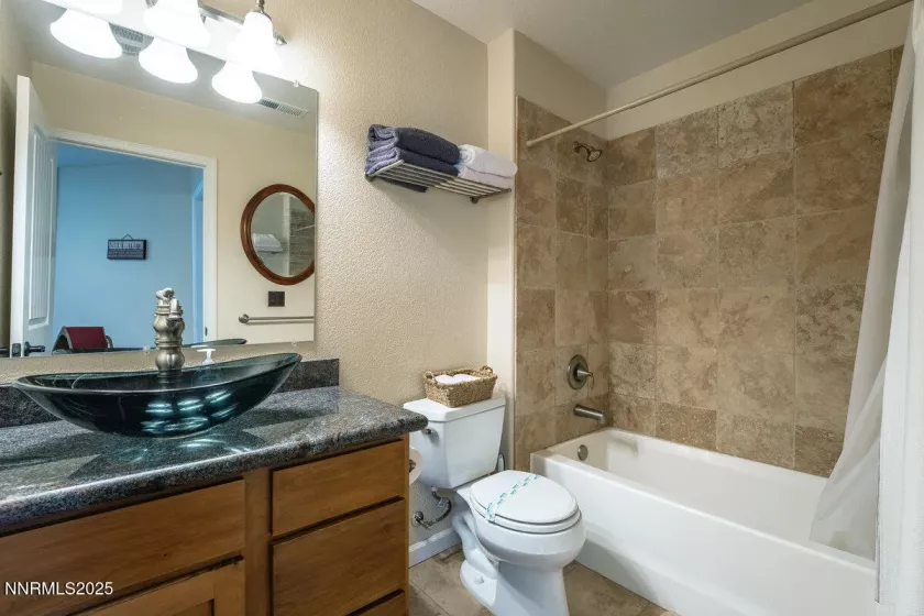 996 Tyner, Incline Village, Nevada 89451, 4 Bedrooms Bedrooms, ,4 BathroomsBathrooms,Residential,Residential,Tyner,250053372