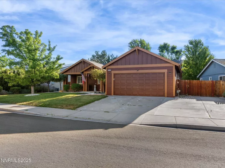 9493 Long River, Reno, Nevada 89506, 3 Bedrooms Bedrooms, ,2 BathroomsBathrooms,Residential,Residential,Long River,250053378