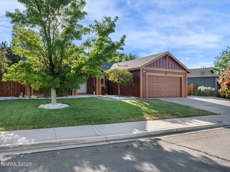 9493 Long River, Reno, Nevada 89506, 3 Bedrooms Bedrooms, ,2 BathroomsBathrooms,Residential,Residential,Long River,250053378