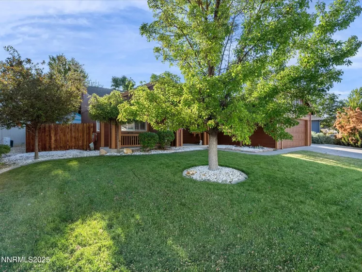 9493 Long River, Reno, Nevada 89506, 3 Bedrooms Bedrooms, ,2 BathroomsBathrooms,Residential,Residential,Long River,250053378