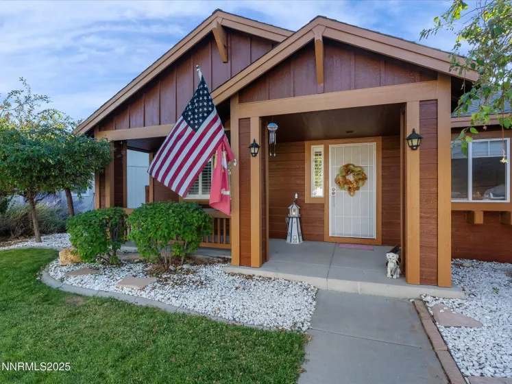 9493 Long River, Reno, Nevada 89506, 3 Bedrooms Bedrooms, ,2 BathroomsBathrooms,Residential,Residential,Long River,250053378