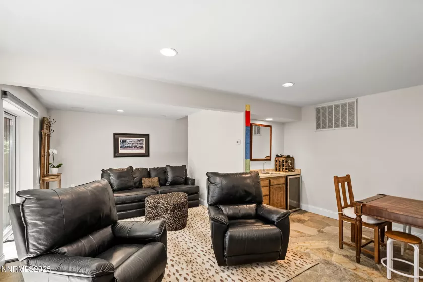 1075 Mill Creek, Incline Village, Nevada 89451, 3 Bedrooms Bedrooms, ,3 BathroomsBathrooms,Residential,Residential,Mill Creek,250053380