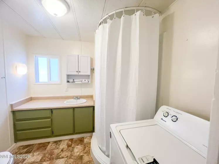 6305 Blackwood, Sun Valley, Nevada 89433, 2 Bedrooms Bedrooms, ,2 BathroomsBathrooms,Residential,Residential,Blackwood,250053384