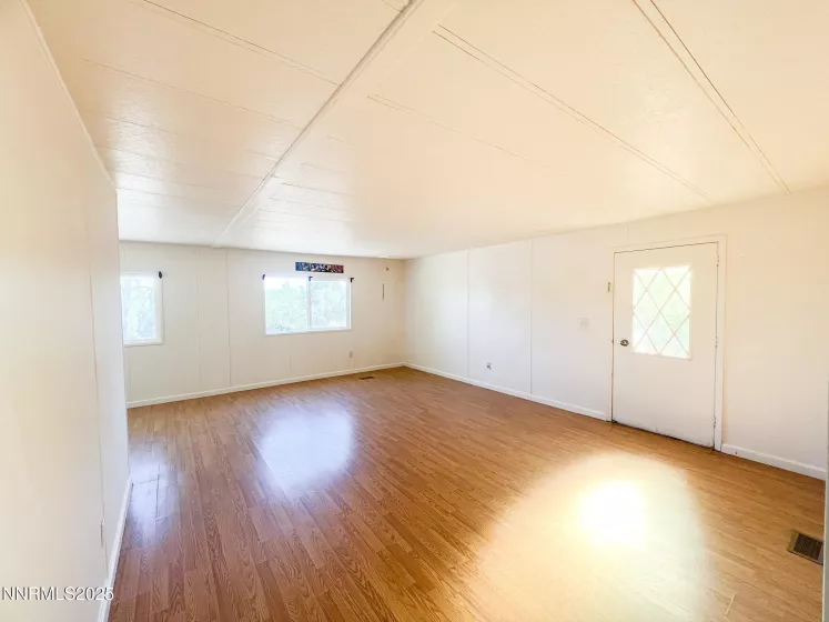 6305 Blackwood, Sun Valley, Nevada 89433, 2 Bedrooms Bedrooms, ,2 BathroomsBathrooms,Residential,Residential,Blackwood,250053384