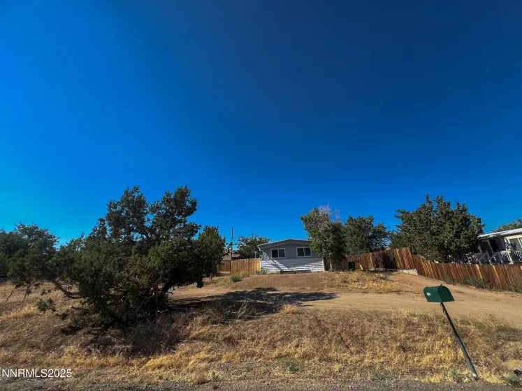 6305 Blackwood, Sun Valley, Nevada 89433, 2 Bedrooms Bedrooms, ,2 BathroomsBathrooms,Residential,Residential,Blackwood,250053384
