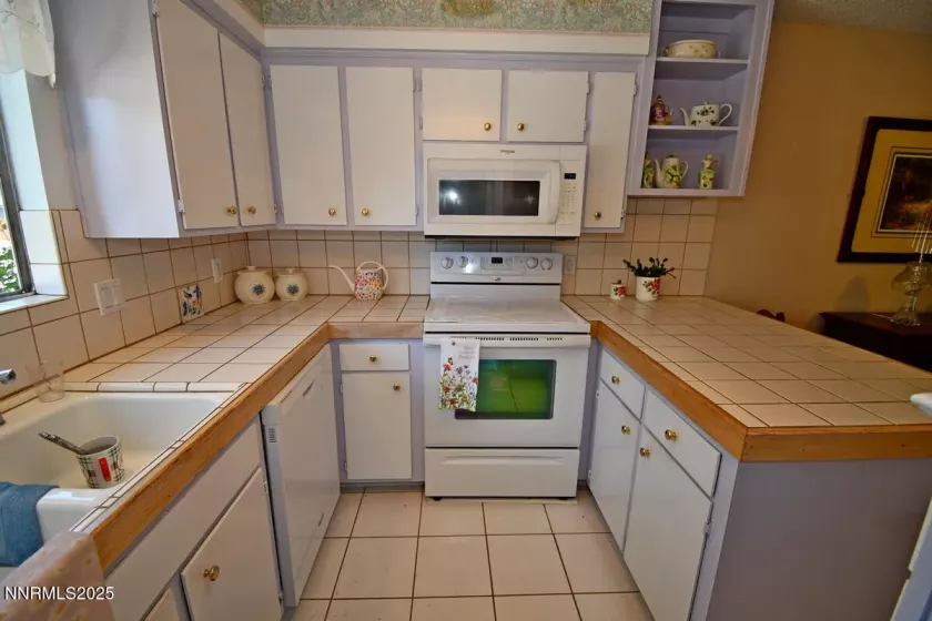 1363 Waterloo, Gardnerville, Nevada 89410, 3 Bedrooms Bedrooms, ,2 BathroomsBathrooms,Residential,Residential,Waterloo,250053385