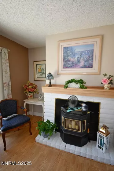 1363 Waterloo, Gardnerville, Nevada 89410, 3 Bedrooms Bedrooms, ,2 BathroomsBathrooms,Residential,Residential,Waterloo,250053385