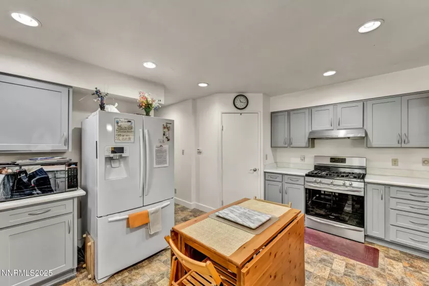 15 Audrey, Carson City, Nevada 89706, 3 Bedrooms Bedrooms, ,2 BathroomsBathrooms,Residential,Residential,Audrey,250053386