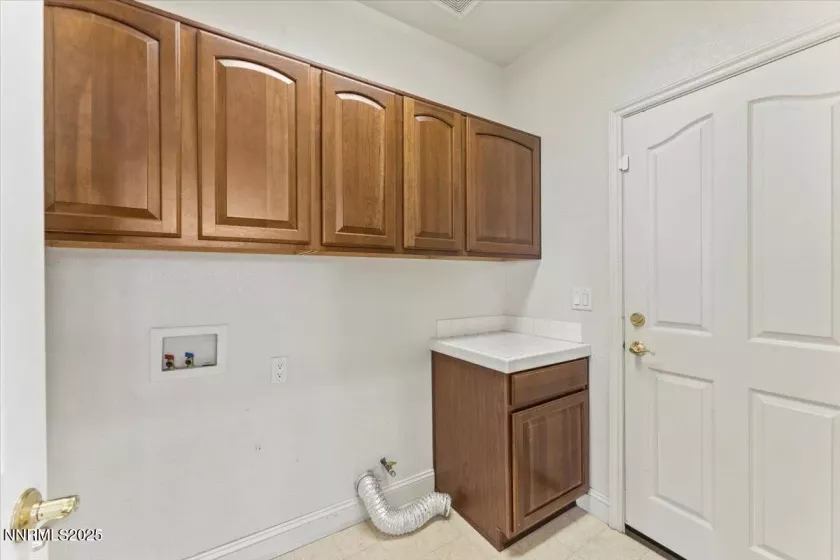 1239 Flintwood, Carson City, Nevada 89703, 4 Bedrooms Bedrooms, ,4 BathroomsBathrooms,Residential,Residential,Flintwood,250050384