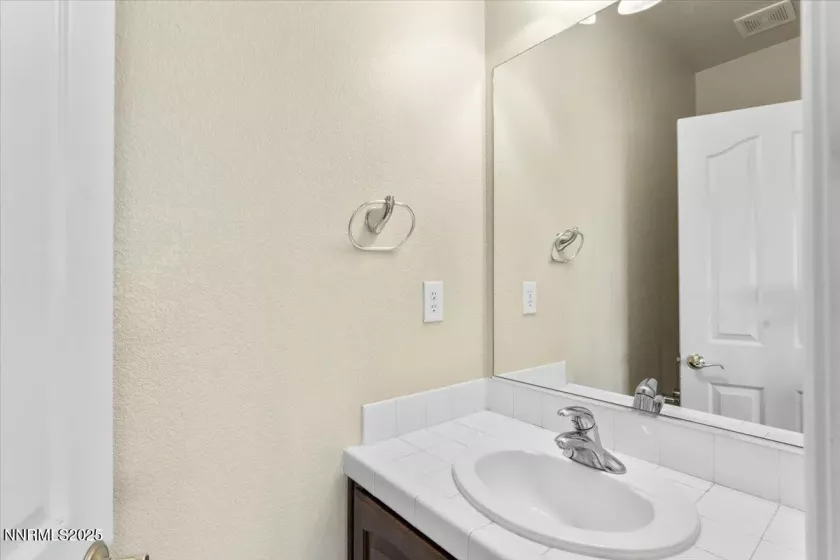 1239 Flintwood, Carson City, Nevada 89703, 4 Bedrooms Bedrooms, ,4 BathroomsBathrooms,Residential,Residential,Flintwood,250050384