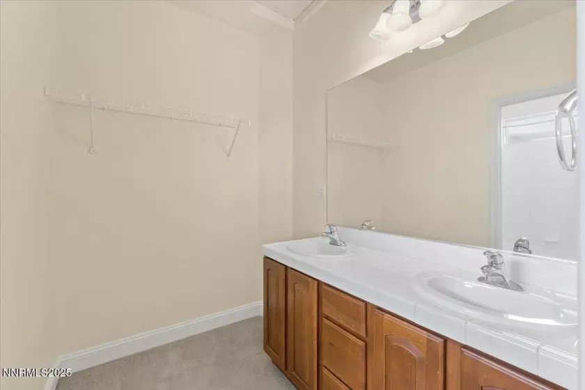 1239 Flintwood, Carson City, Nevada 89703, 4 Bedrooms Bedrooms, ,4 BathroomsBathrooms,Residential,Residential,Flintwood,250050384