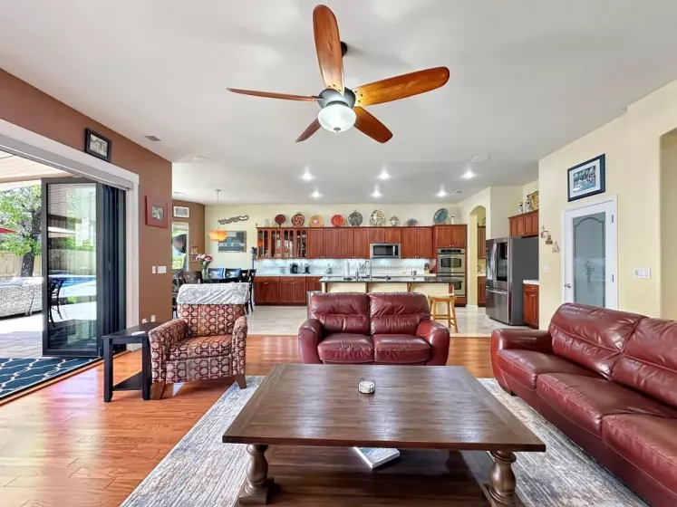 10555 Hampton Creek, Reno, Nevada 89521, 5 Bedrooms Bedrooms, ,3 BathroomsBathrooms,Residential,Residential,Hampton Creek,250050061