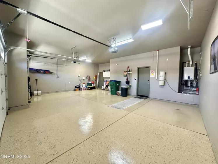 10555 Hampton Creek, Reno, Nevada 89521, 5 Bedrooms Bedrooms, ,3 BathroomsBathrooms,Residential,Residential,Hampton Creek,250050061