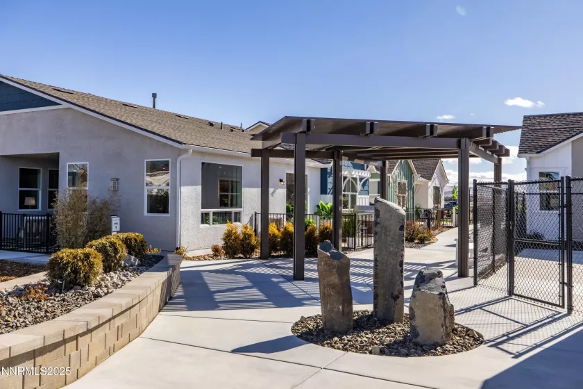 450 Brayfield, Sparks, Nevada 89441, 2 Bedrooms Bedrooms, ,2 BathroomsBathrooms,Residential,Residential,Brayfield,250053390