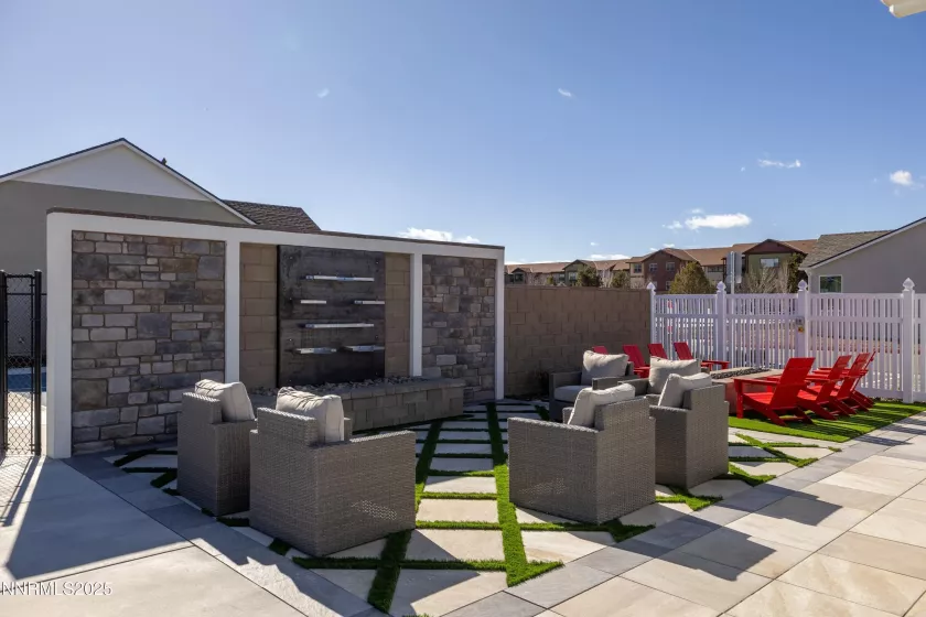 450 Brayfield, Sparks, Nevada 89441, 2 Bedrooms Bedrooms, ,2 BathroomsBathrooms,Residential,Residential,Brayfield,250053390