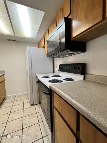 1527 Steven, Sparks, Nevada 89431, 2 Bedrooms Bedrooms, ,2 BathroomsBathrooms,Residential,Residential,Steven,250053391
