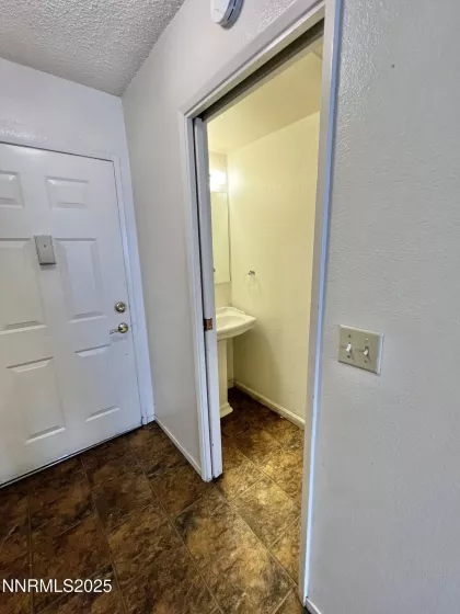 1527 Steven, Sparks, Nevada 89431, 2 Bedrooms Bedrooms, ,2 BathroomsBathrooms,Residential,Residential,Steven,250053391