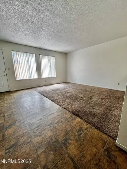 1527 Steven, Sparks, Nevada 89431, 2 Bedrooms Bedrooms, ,2 BathroomsBathrooms,Residential,Residential,Steven,250053391