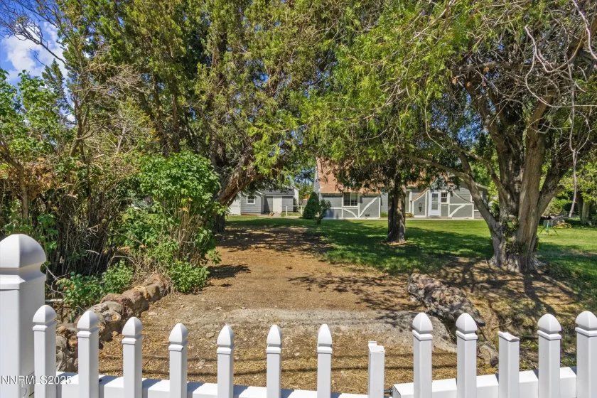 1606 10th, Minden, Nevada 89423, 4 Bedrooms Bedrooms, ,1 BathroomBathrooms,Residential,Residential,10th,250053392