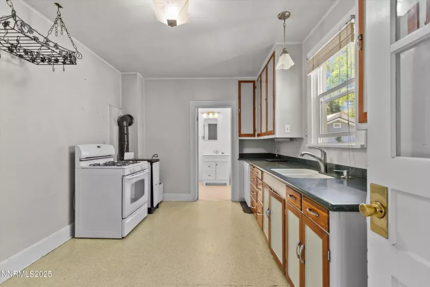 1606 10th, Minden, Nevada 89423, 4 Bedrooms Bedrooms, ,1 BathroomBathrooms,Residential,Residential,10th,250053392