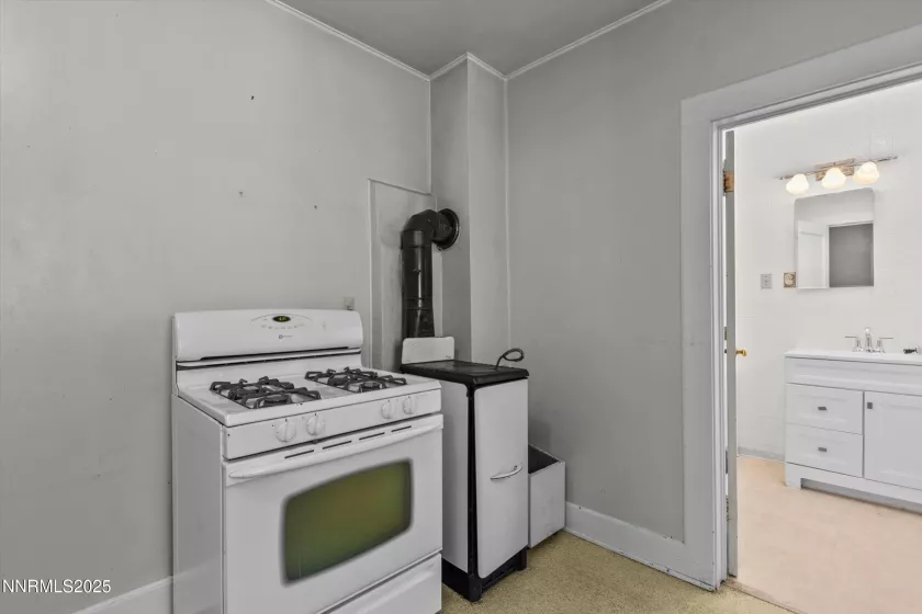 1606 10th, Minden, Nevada 89423, 4 Bedrooms Bedrooms, ,1 BathroomBathrooms,Residential,Residential,10th,250053392
